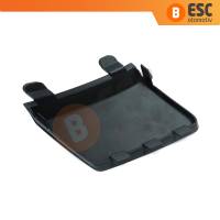 VW Passat CC 2008-2012 için Ön Tampon Çeki Demir Kapağı 3C8807241